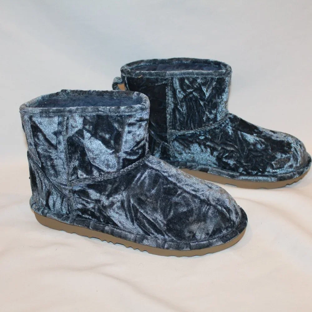 NIB YOUTH 3‎ MINI VELVET NAVY BLUE ANKLE BOOTS BOOTIES
